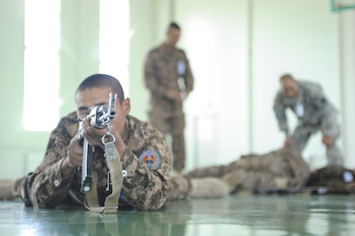 U.S. Sailors, Soldiers teach combat medical care course at Khaan Quest 2016.