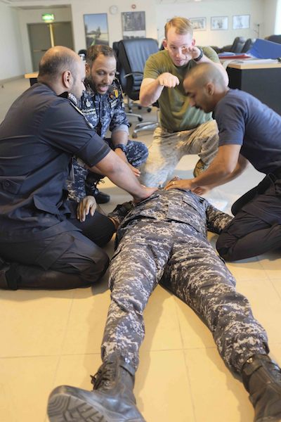 U.S. Marines, Kuwaiti Ministry of Interior practice lifesaving medical care