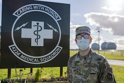 Pathfinder medic lights the way for 422nd MDS vaccination plan