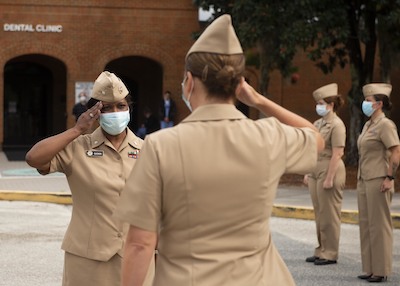 Naval Branch Health Clinic Kings Bay and Navy Medicine Readiness and Training Unit Kings Bay Holds Change of Charge