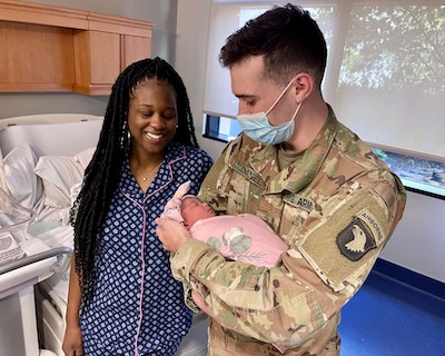 101st Soldier, ER staff help family after baby is born in parking lot