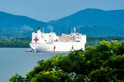 USNS Mercy Anchors in Puerto Princesa for Pacific Partnership 2022