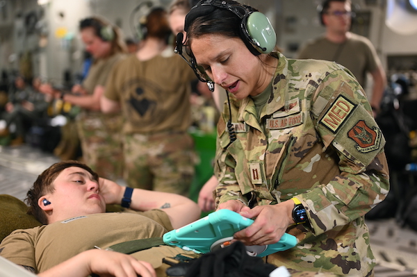 445th AES, 711th HPW collaborate to improve en route patient care