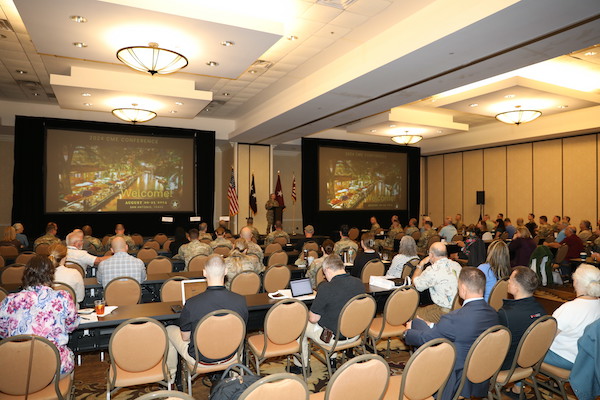 Surgeon General of the Army Kicks Off Society of Army Physician Assistants Conference