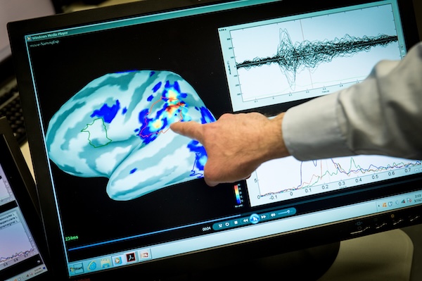 Air Force medical leaders partner with joint forces, DoD researchers on Warfighter Brain Health Initiative