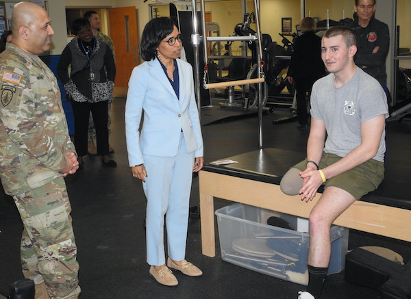 Senator Alsobrooks gets firsthand look at Walter Reed’s advanced care