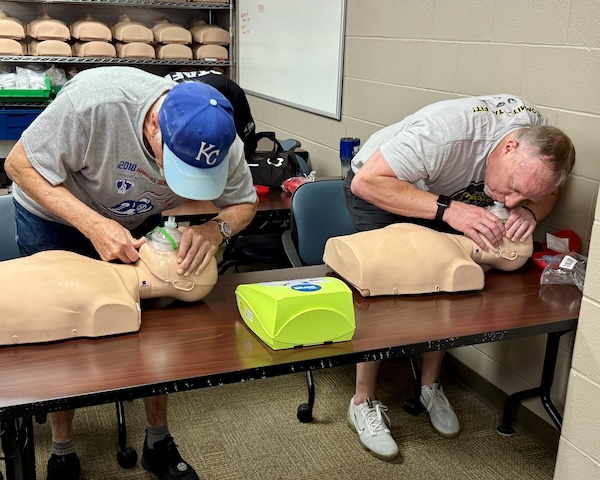 Munson Army Health Center provides AED/CPR training on Fort Leavenworth